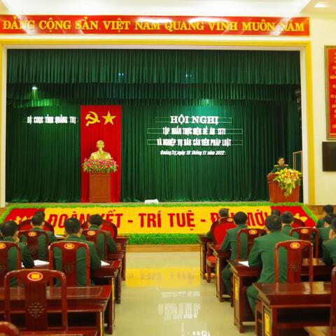 Bộ Chỉ huy Quân sự tỉnh Quảng Trị tổ chức Hội nghị tập huấn thực hiện Đề án 1371 và nghiệp vụ báo cáo viên pháp luật