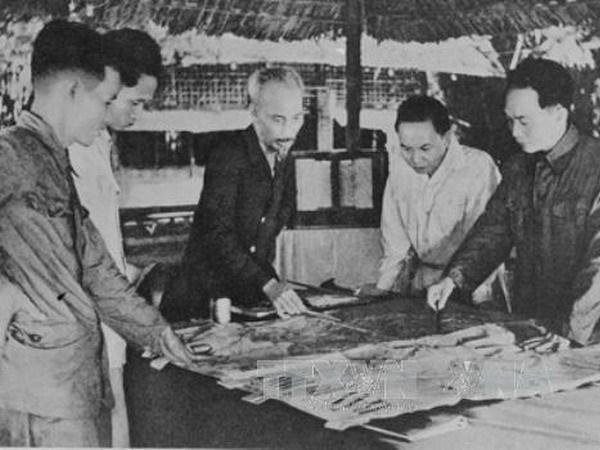 Káº¿t quáº£ hÃ¬nh áº£nh cho bÃ¡c há» nÄM 1953