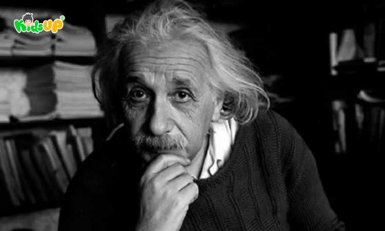 Lý do Albert Einstein được coi là thiên tài