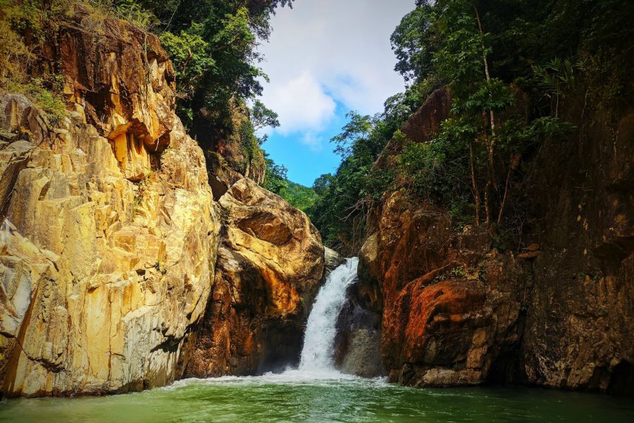 Thác Chênh Vênh Khe Sanh