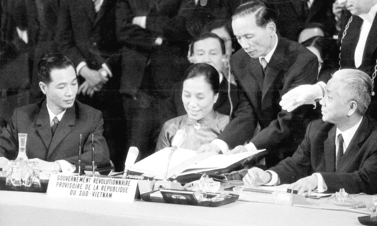 Lễ ký Hiệp định Paris năm 1973