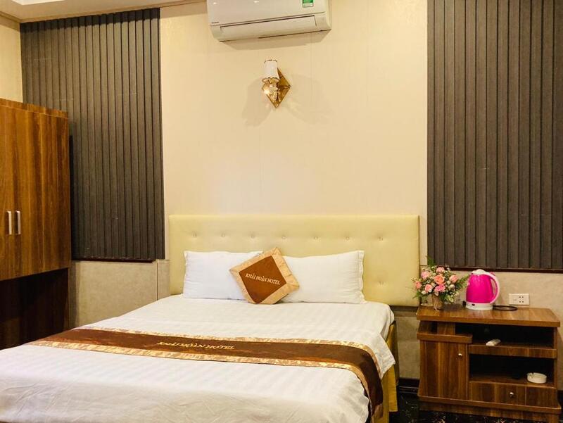 Khách sạn Khải Hoàn